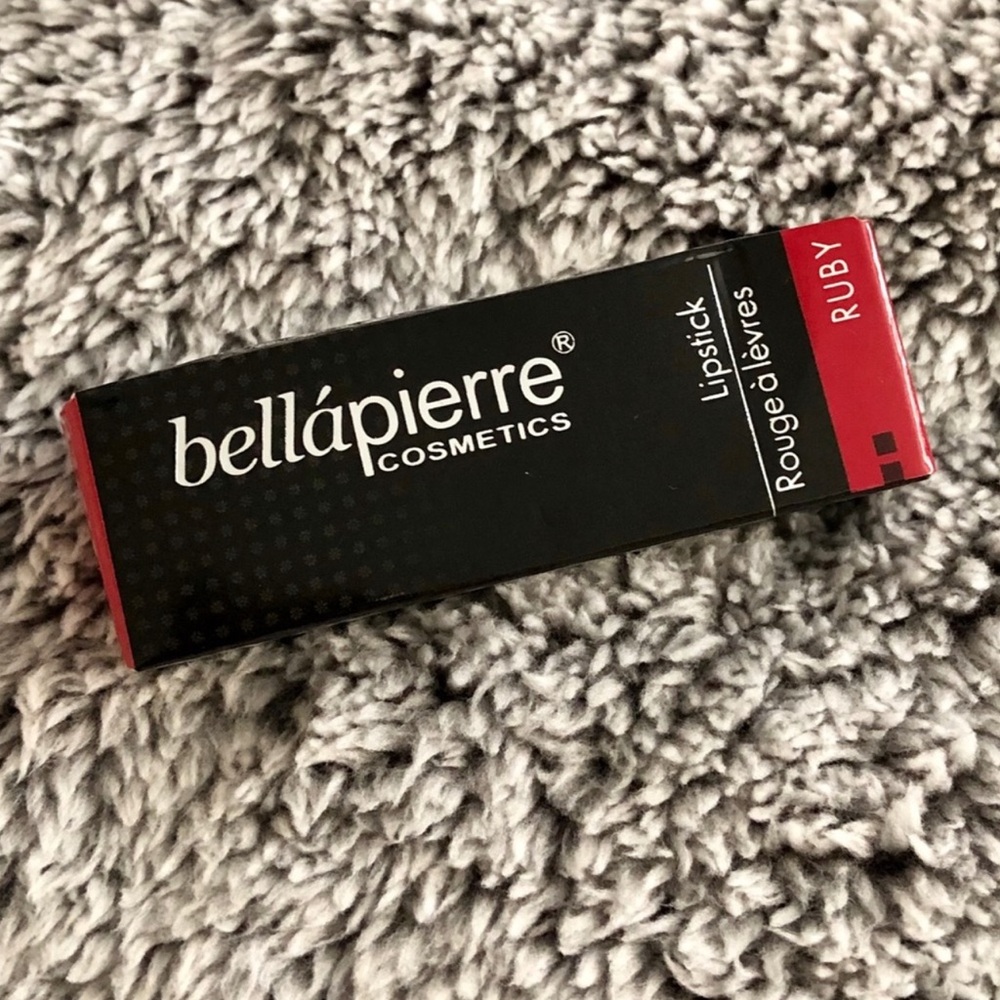 bellápierre Ruby Lipstick - Vibrant Red